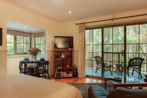 Eagle Hammer Cottages - Accommodation Mt Buller 1