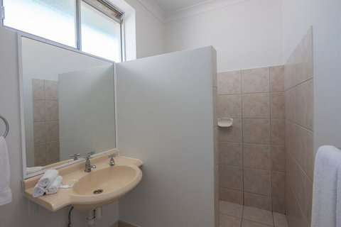 Bilinga Beach Motel - Accommodation Mt Buller 7