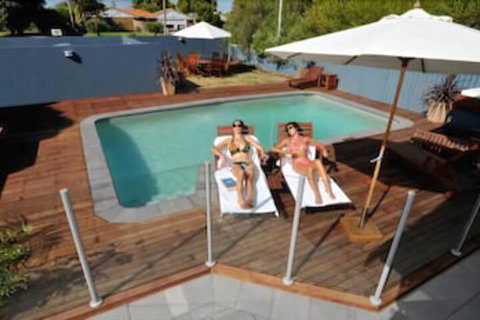 Waikiki Beach Bed & Breakfast - Accommodation Mt Buller 1