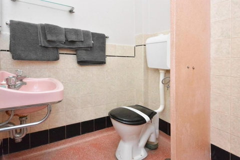 Eyre Hotel Whyalla - Accommodation Mt Buller 6