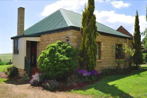 Killynaught Spa Cottages - Accommodation Mt Buller 0