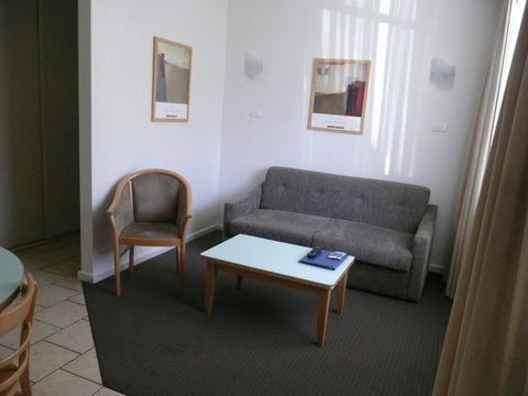 Taft Motor Inn - Accommodation Mt Buller 6