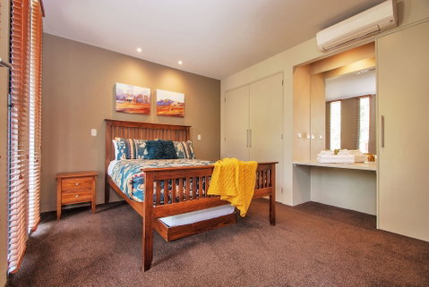 Centenary Peaks - Accommodation Mt Buller 3