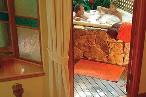 Airlie Waterfront Bed & Breakfast - Accommodation Mt Buller 3