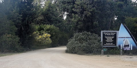 Waterfront Retreat At Wattle Point - Accommodation Mt Buller 1