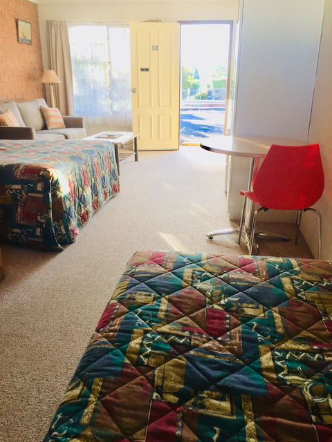 Colonial Motor Inn Pambula - Accommodation Mt Buller 6