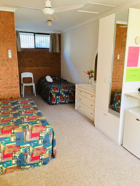 Colonial Motor Inn Pambula - Accommodation Mt Buller 2