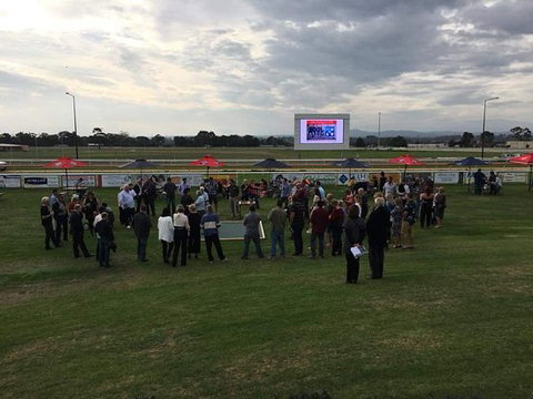 Moe Racing Club - Accommodation Mt buller 0