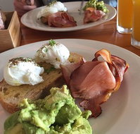 4 Kings Coffee  Food - Accommodation Mt Buller