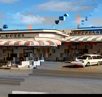 Cumberland Hotel - Accommodation Mt Buller