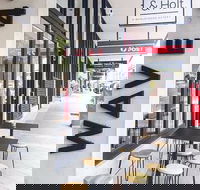 Warren and Holt - Accommodation Mt Buller