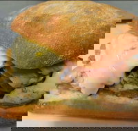 Cougar Cats Cafe - Accommodation Mt Buller