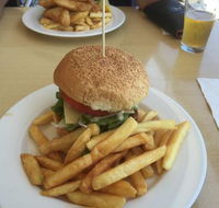 Crown Hotel Motel - Grafton Restaurant - Accommodation Mt Buller