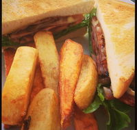 Evolution Cafe and Indian Restaurant - Accommodation Mt Buller