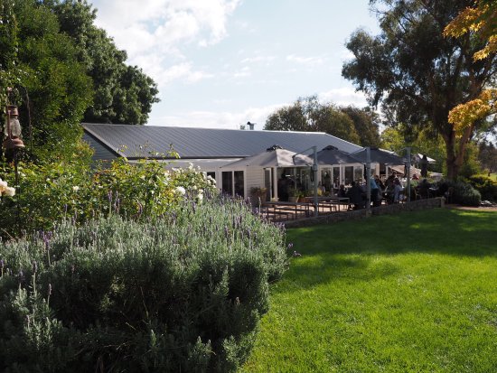 Lake Mundi ACT Accommodation Mt Buller