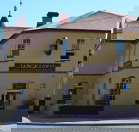 The Wicklow Hotel - Accommodation Mt Buller