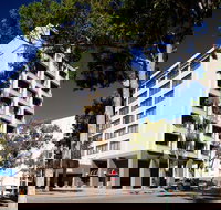 Mezethes Greek Taverna - Accommodation Mt Buller