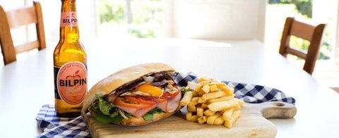 Barracks Bar - Crowne Plaza Hawkesbury Valley - Accommodation Mt Buller 0