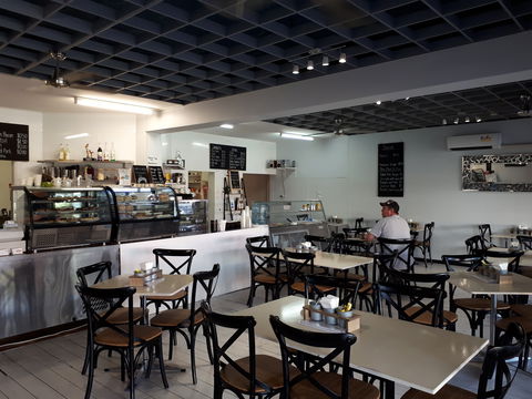 E'Claire's Coffee Shop - Accommodation Mt Buller 1