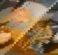 Hoover Cafe and Lounge Bar - Accommodation Mt Buller