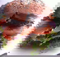 MM Burger Bar and Take Away - Accommodation Mt Buller
