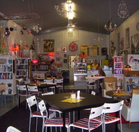 Noelene's Book Cafe - Accommodation Mt Buller
