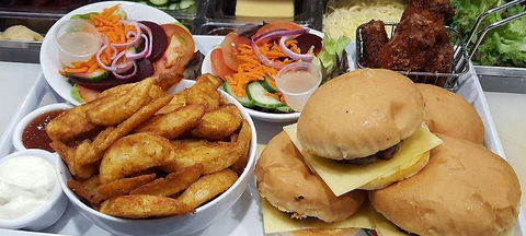 RJ's Rock N Roll Diner - Accommodation Mt Buller 3