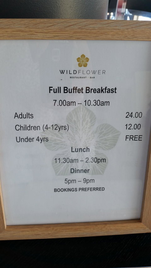 Wildflower Restaurant And Bar At Best Western Plus Lake Kawana - Accommodation Mt Buller 1