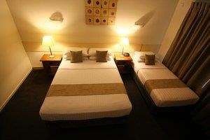 Emerald Maraboon Motor Inn - Accommodation Mt Buller 9