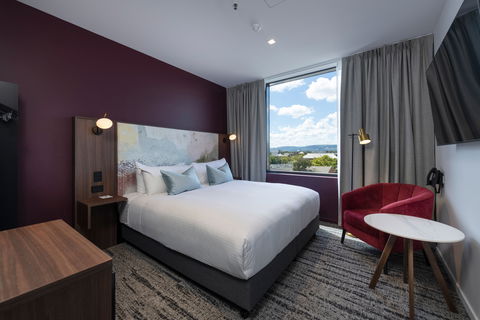 TRYP By Wyndham Pulteney Street - Accommodation Mt Buller 6
