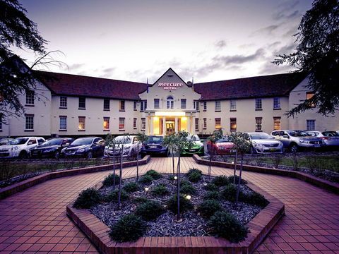 Mercure Canberra Hotel - Accommodation Mt Buller 0
