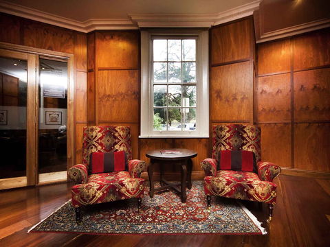 Mercure Canberra Hotel - Accommodation Mt Buller 13