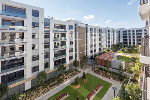 Meriton Suites Sydney Airport - Accommodation Mt Buller 0