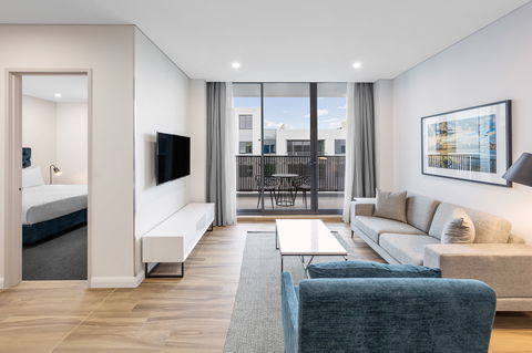 Meriton Suites Sydney Airport - Accommodation Mt Buller 13