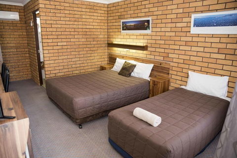 Coastal Bay Motel - Accommodation Mt Buller 6