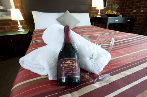 Admiral Motor Inn - Accommodation Mt Buller 2