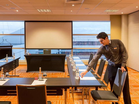 PARKROYAL Melbourne Airport - Accommodation Mt Buller 9