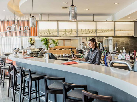 PARKROYAL Melbourne Airport - Accommodation Mt Buller 11