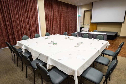 Best Western Airport Motel & Conv Ctr - Accommodation Mt Buller 9