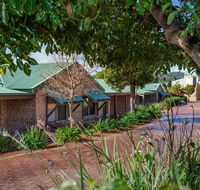 Quality Suites Banksia Gardens - Accommodation Mt Buller