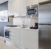 Meriton Suites Zetland - Accommodation Mt Buller