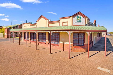 Quality Inn Railway - Accommodation Mt Buller 0