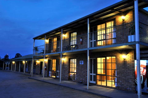 Statesman Motor Inn - Accommodation Mt Buller 0