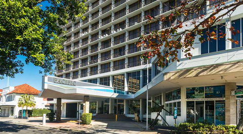 Pacific Hotel Cairns - Accommodation Mt Buller 1