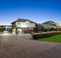 Ambassador On Ruthven Motel - Accommodation Mt Buller