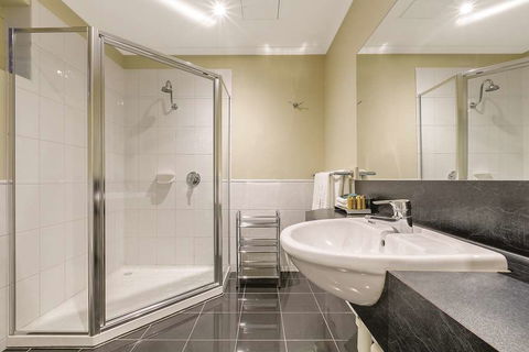 Lake Inn Ballarat - Accommodation Mt Buller 3