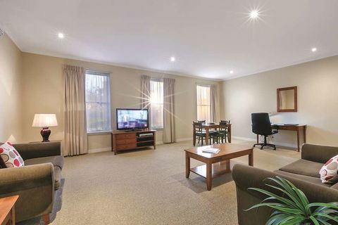 Lake Inn Ballarat - Accommodation Mt Buller 13