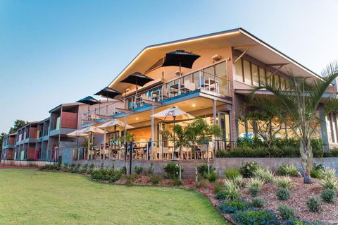 Onslow Beach Resort - Accommodation Mt Buller 2