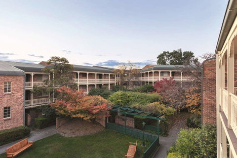 Adina Serviced Apts Canberra Kingston - Accommodation Mt buller 3