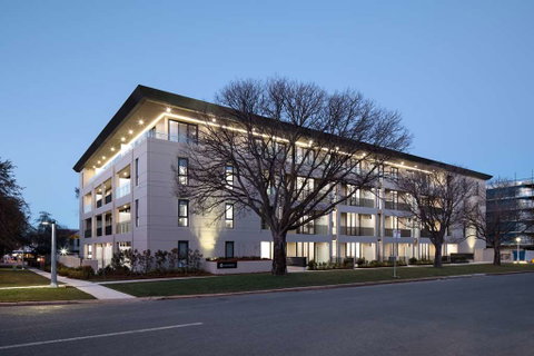 Knightsbridge Canberra - Accommodation Mt buller 0